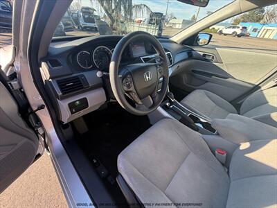 2013 Honda Accord LX   - Photo 10 - Garden City, ID 83714