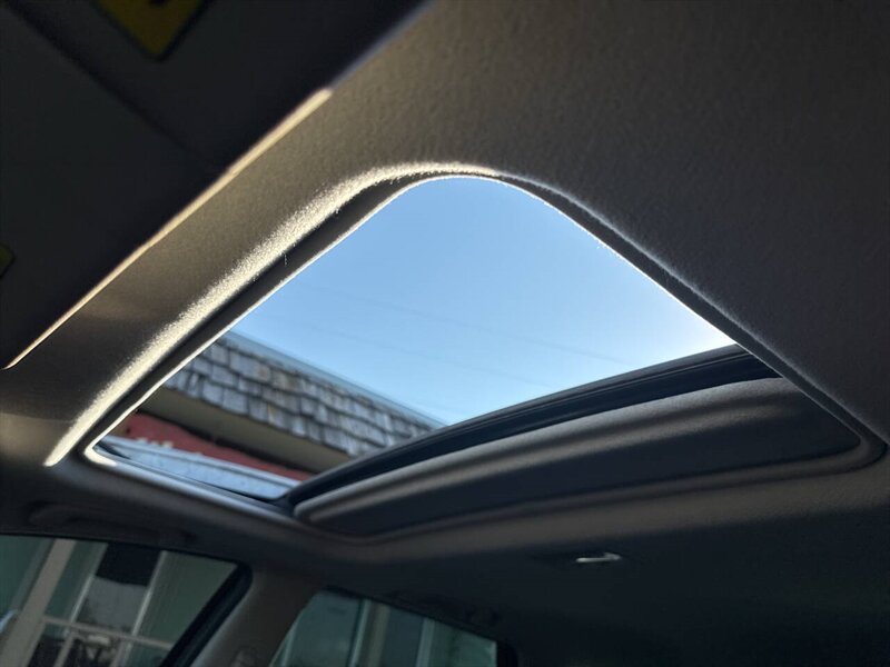 2011 Mazda CX-7 i Sport 4dr SUV - Photo 13 - Garden City, ID 83714