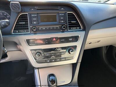 2017 Hyundai SONATA   - Photo 25 - Garden City, ID 83714