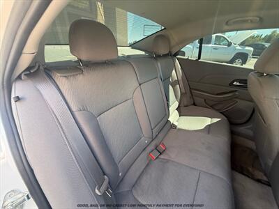 2015 Chevrolet Malibu LS   - Photo 16 - Garden City, ID 83714