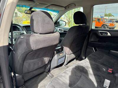 2016 Nissan Pathfinder SV 4x4 4dr SUV - Photo 13 - Garden City, ID 83714