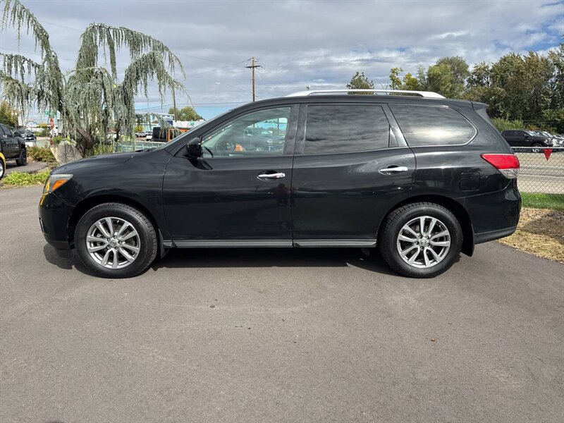 2016 Nissan Pathfinder SV 4x4 4dr SUV - Photo 4 - Garden City, ID 83714