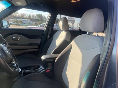 2016 Kia Soul Base 4dr Crossover 6A - Photo 11 - Garden City, ID 83714