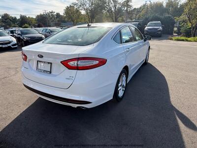 2015 Ford Fusion SE - Photo 9 - Garden City, ID 83714