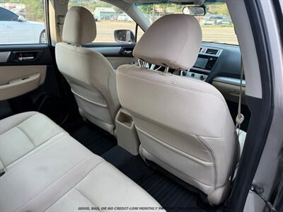 2015 Subaru Legacy 2.5i Premium - Photo 18 - Garden City, ID 83714