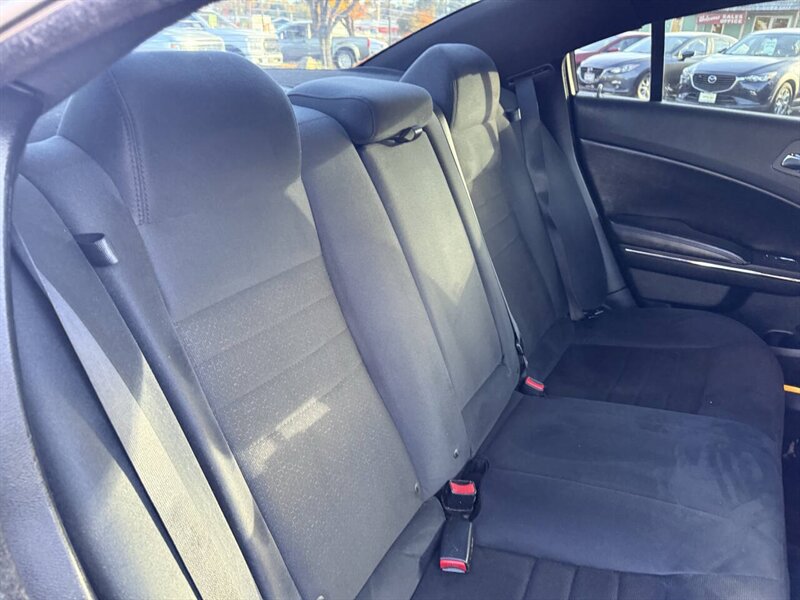 2011 Dodge Charger SE 4dr Sedan - Photo 18 - Garden City, ID 83714