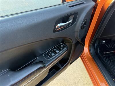 2011 Dodge Charger SE 4dr Sedan - Photo 10 - Garden City, ID 83714