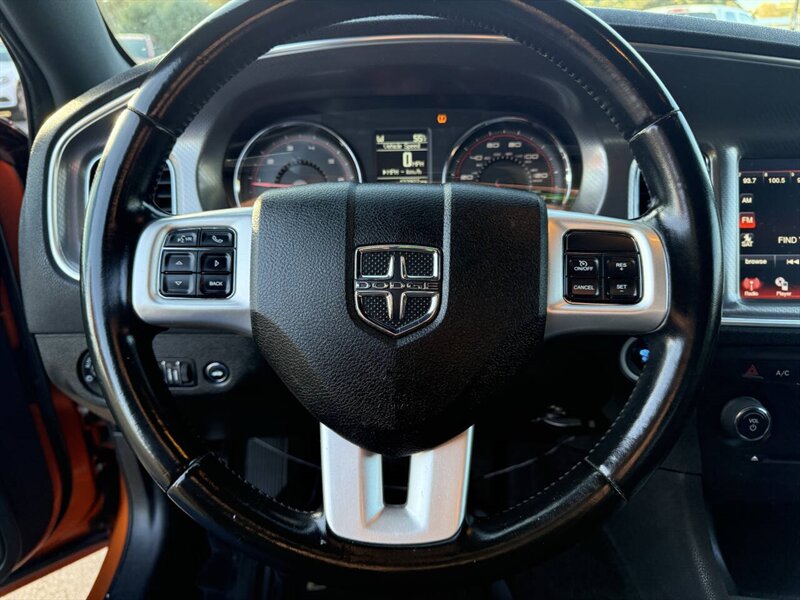 2011 Dodge Charger SE 4dr Sedan - Photo 25 - Garden City, ID 83714