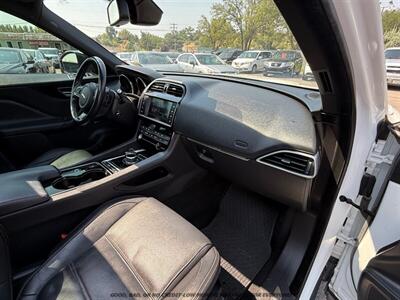 2017 Jaguar F-PACE 35t Prestige   - Photo 21 - Garden City, ID 83714
