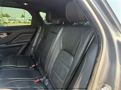 2017 Jaguar F-PACE 35t Prestige   - Photo 16 - Garden City, ID 83714
