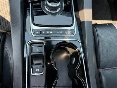 2017 Jaguar F-PACE 35t Prestige   - Photo 30 - Garden City, ID 83714