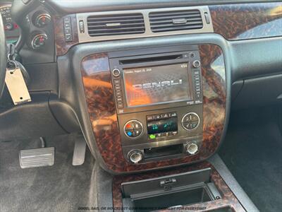 2012 GMC Yukon XL Denali - Photo 28 - Garden City, ID 83714