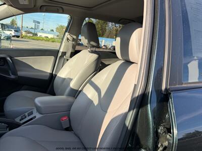 2012 Toyota RAV4 Limited   - Photo 11 - Garden City, ID 83714