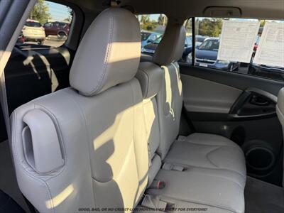 2012 Toyota RAV4 Limited   - Photo 17 - Garden City, ID 83714