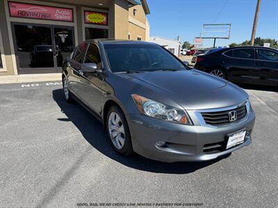 2010 Honda Accord EX-L V6 - Photo 1 - Garden City, ID 83714