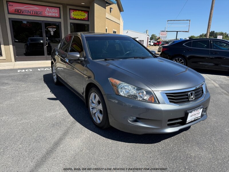 2010 Honda Accord EX-L V6   - Photo 1 - Garden City, ID 83714