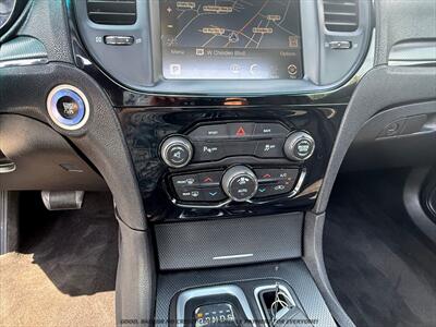 2015 Chrysler 300 Series S - Photo 28 - Garden City, ID 83714