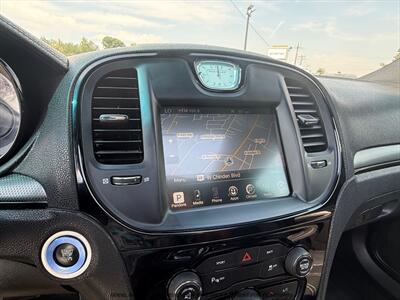 2015 Chrysler 300 Series S - Photo 27 - Garden City, ID 83714