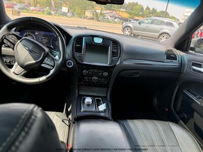 2015 Chrysler 300 Series S - Photo 10 - Garden City, ID 83714