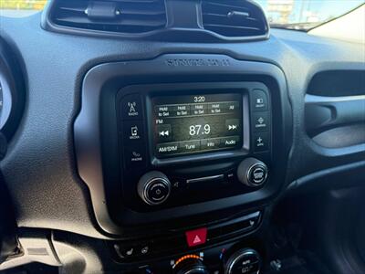 2016 Jeep Renegade Limited - Photo 25 - Garden City, ID 83714