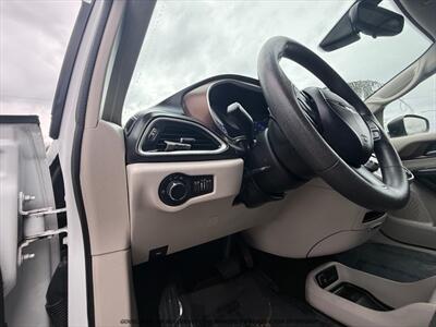 2017 Chrysler Pacifica LX   - Photo 26 - Garden City, ID 83714