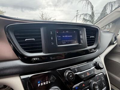 2017 Chrysler Pacifica LX   - Photo 30 - Garden City, ID 83714