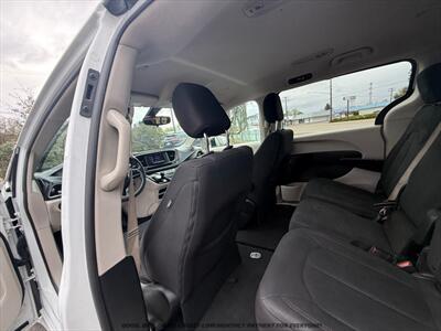 2017 Chrysler Pacifica LX   - Photo 24 - Garden City, ID 83714