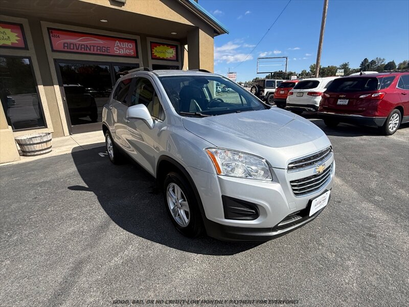 2016 Chevrolet Trax LT   - Photo 1 - Garden City, ID 83714