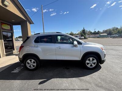 2016 Chevrolet Trax LT   - Photo 8 - Garden City, ID 83714
