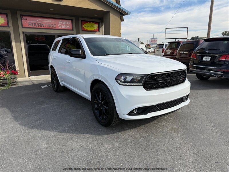 2018 Dodge Durango SXT   - Photo 1 - Garden City, ID 83714