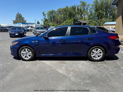 2017 Kia Optima LX - Photo 4 - Garden City, ID 83714