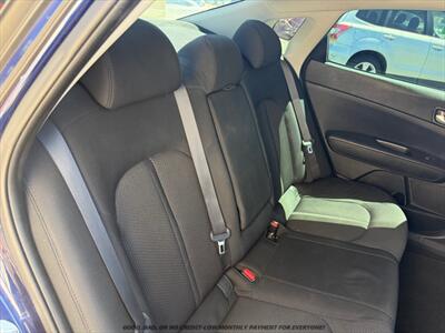 2017 Kia Optima LX - Photo 18 - Garden City, ID 83714