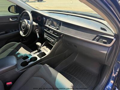 2017 Kia Optima LX - Photo 21 - Garden City, ID 83714