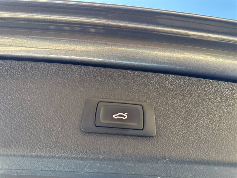 2015 Audi Q5 3.0 quattro TDI Prestige AWD 4dr SUV - Photo 38 - Garden City, ID 83714