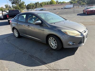 2012 Ford Focus SE - Photo 1 - Garden City, ID 83714
