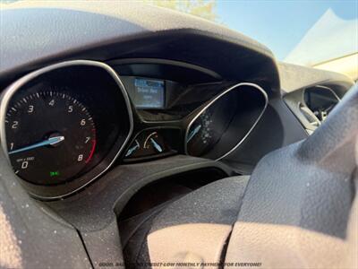 2012 Ford Focus SE - Photo 7 - Garden City, ID 83714