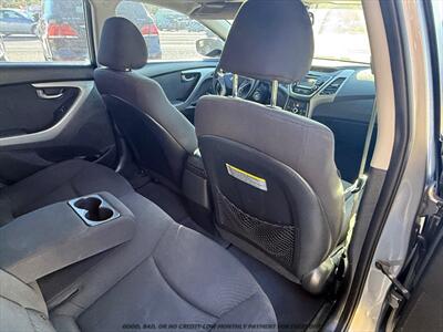 2015 Hyundai ELANTRA SE - Photo 19 - Garden City, ID 83714