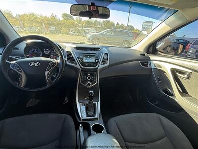 2015 Hyundai ELANTRA SE - Photo 9 - Garden City, ID 83714