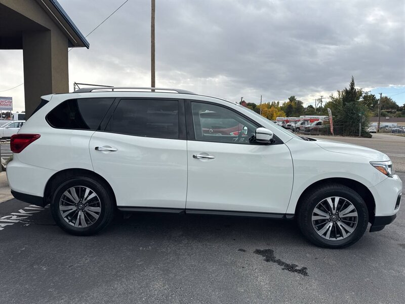 2018 Nissan Pathfinder S 4x4 4dr SUV - Photo 8 - Garden City, ID 83714