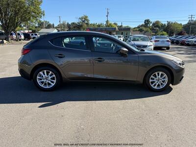 2016 Mazda Mazda3 i Sport - Photo 8 - Garden City, ID 83714