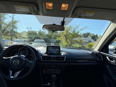 2016 Mazda Mazda3 i Sport - Photo 9 - Garden City, ID 83714