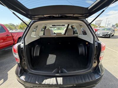 2014 Subaru Forester 2.5i Premium - Photo 17 - Garden City, ID 83714