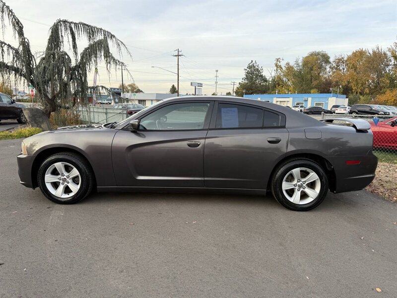2014 Dodge Charger SE 4dr Sedan - Photo 4 - Garden City, ID 83714