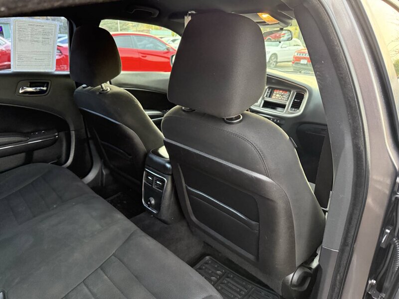 2014 Dodge Charger SE 4dr Sedan - Photo 17 - Garden City, ID 83714