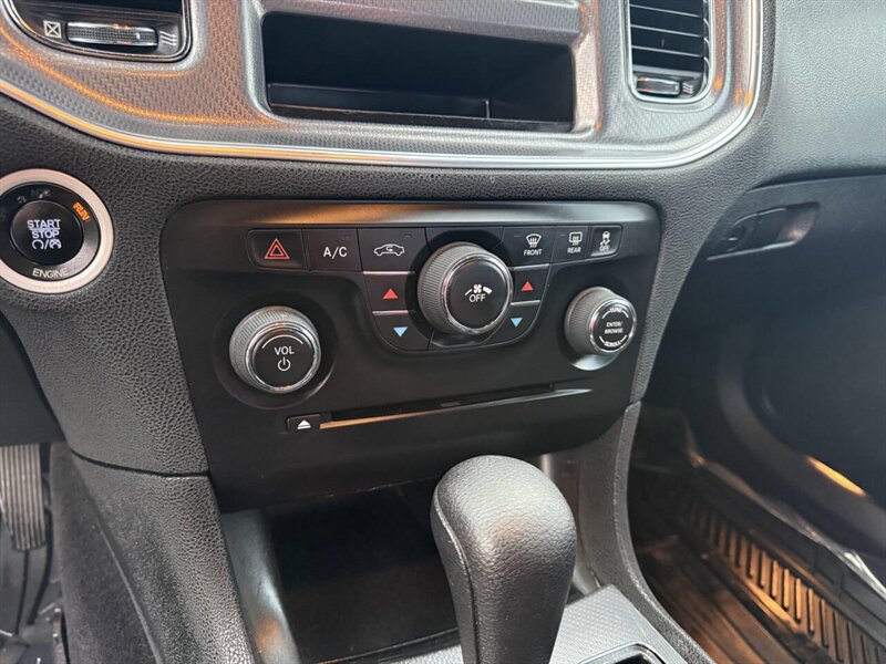 2014 Dodge Charger SE 4dr Sedan - Photo 24 - Garden City, ID 83714