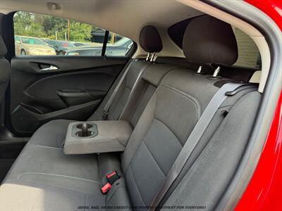 2017 Chevrolet Cruze LT Auto   - Photo 16 - Garden City, ID 83714