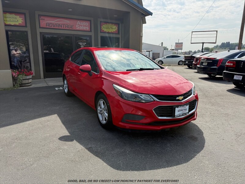 2017 Chevrolet Cruze LT Auto   - Photo 1 - Garden City, ID 83714