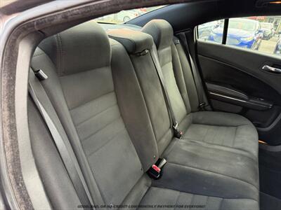 2013 Dodge Charger SXT - Photo 16 - Garden City, ID 83714