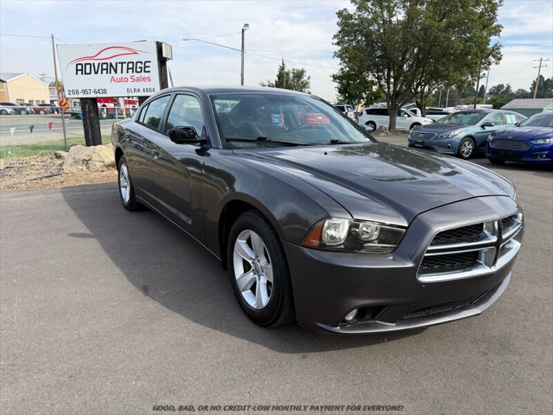 2013 Dodge Charger SXT   - Photo 1 - Garden City, ID 83714