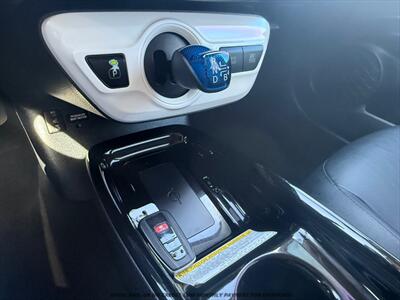 2017 Toyota Prius Four Touring - Photo 27 - Garden City, ID 83714